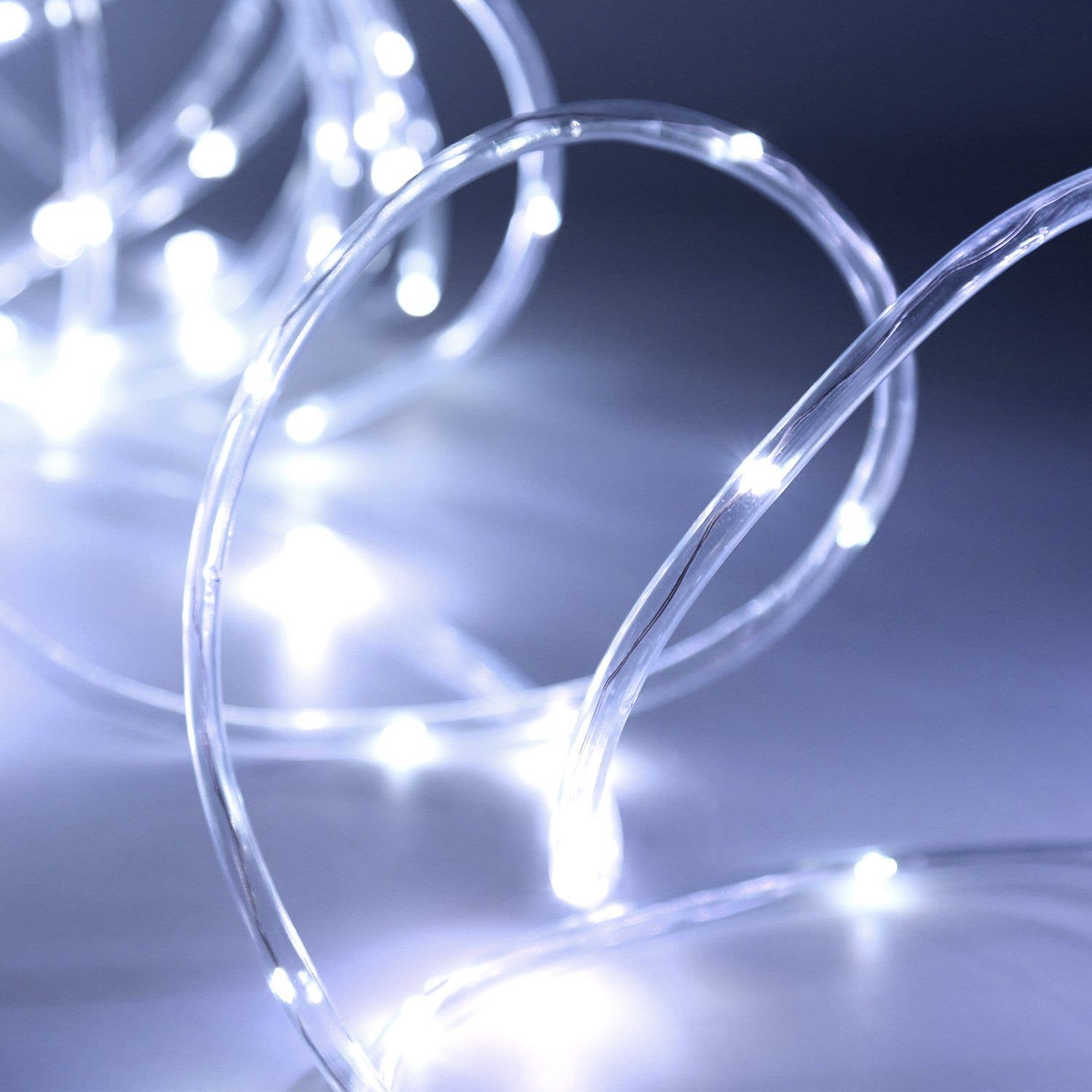LED-Lichtschläuche, 10/20/30 Meter, Wasserdicht nach Schutzklasse IP65, mit Fernbedienung und 8 Beleuchtungsmodi, dekorative Lichterketten für den Innen- und Außenbereich, kaltweißes Licht/warmweißes Licht/buntes Licht, Helligkeit einstellbar