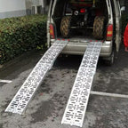 1/2x Laderampe, klappbare Laderampe für bis zu 680 kg, rutschfeste Laderampen, Aluminium-Zugangsrampe, für Autos, Anhänger, Motorräder, Fahrräder, Quads, PKWs