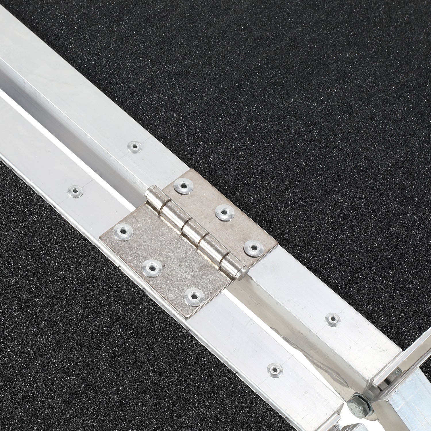 61/91/152CM Rollstuhlrampe, maximale Belastbarkeit 270 kg, Rollstuhlrampe mit rutschfester Oberfläche, tragbare Rollstuhlrampe, zusammenklappbare Rollstuhlrampe für Treppenstufen, Treppen und Türöffnungen